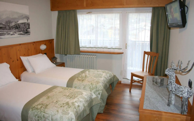 Hotel Larice Bianco
