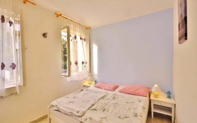 Apartments Miro 636
