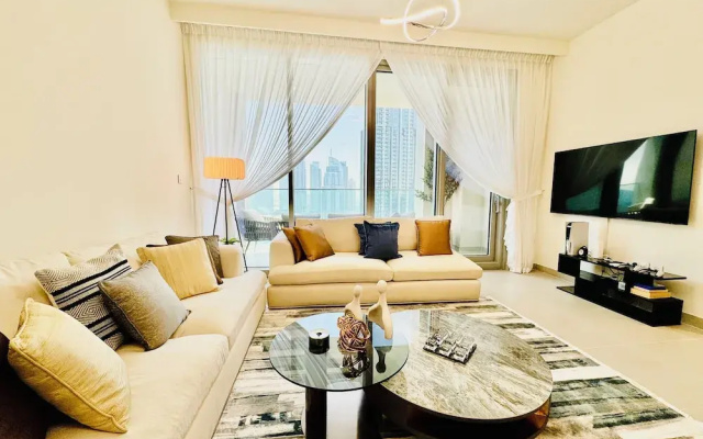 Venduras - Elegant 3BR Burj Khalifa View