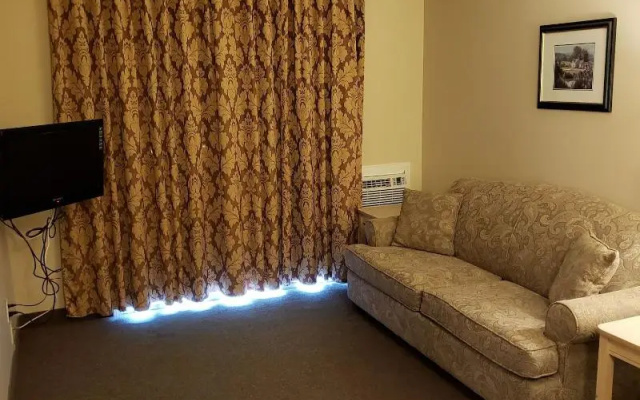 Shemron Suites Hotel