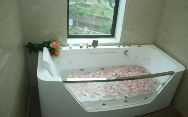 Trang An Resort