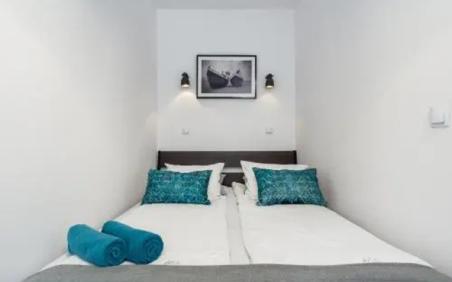 Bently Apartments I