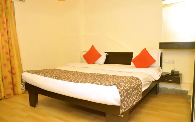 Ganpati Hotel