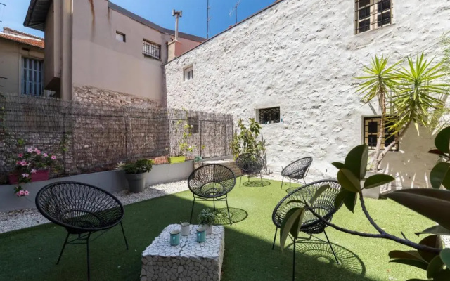 Amazing 3 Bdrs And Garden Place du Pin Parking !