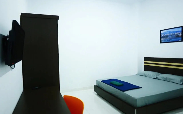 24 Hour Guest House