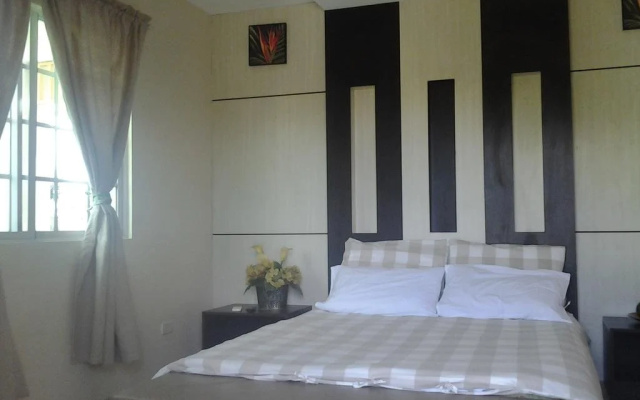 Sir Nico Guesthouse and Resort