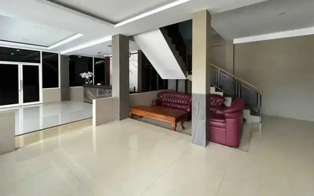 Urbanview Twh Costel Near Stadion Maguwoharjo Yogyakarta