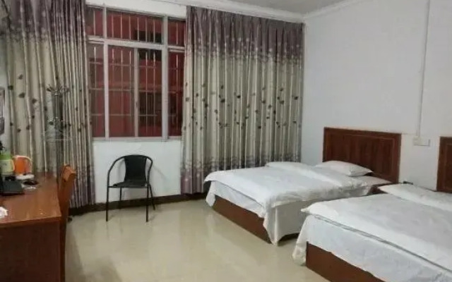 Hezhou Huangyao Longquan Business Hotel