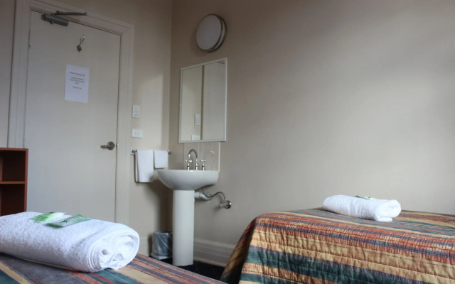 Gardners Inn Hotel