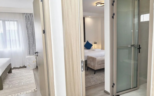 Nari By Edmor Suites