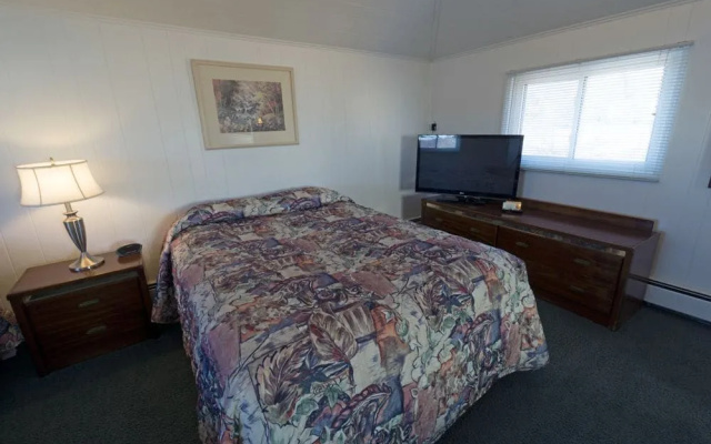 Cold Creek Inn