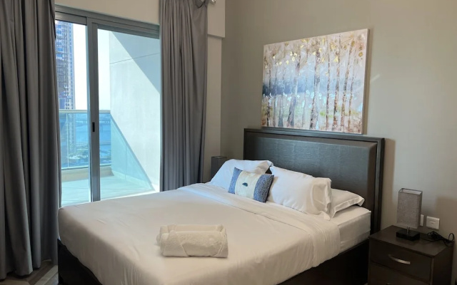 SuperHost - Spacious Apartment In Business Bay With Canal View