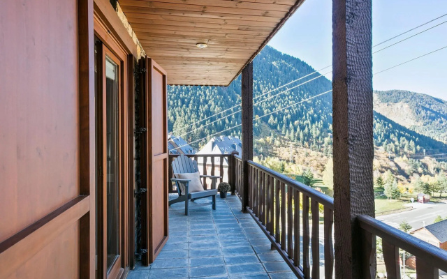 Luderna - Apartamento con terraza Bonaigua D8 Bordius