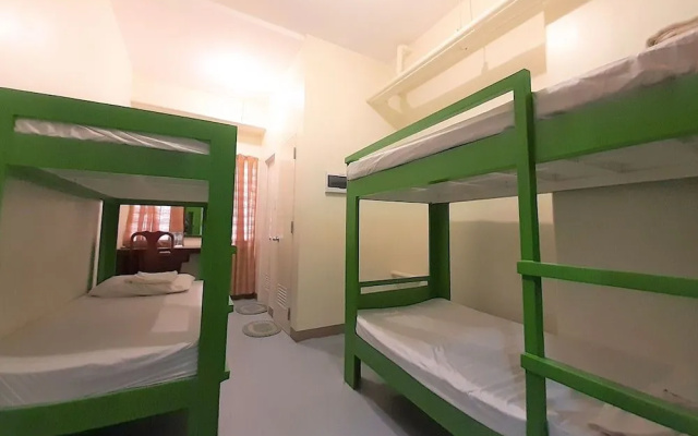 OYO 442 ipark Hotel