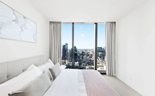 A 3BR Apt Next to Melbourne Central, Free Parking