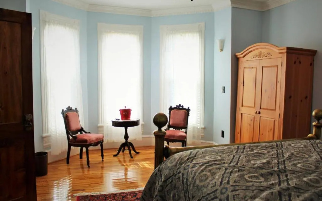 Hawksbill House - (Adults Only)