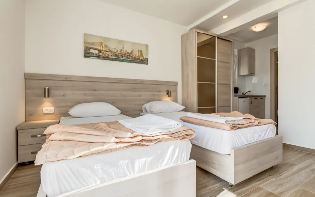 Almare apartments  Budva