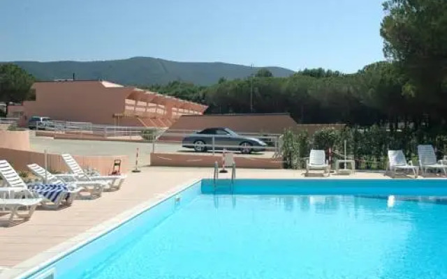 Residence Rex Lo Scoglietto