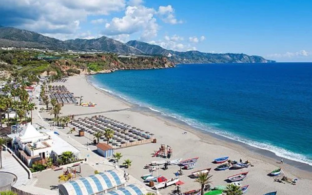 front seaview. 1 bedroom in Torrox