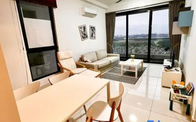 Legoland & EcoNest 3Bedroom  Family Apartment 8px