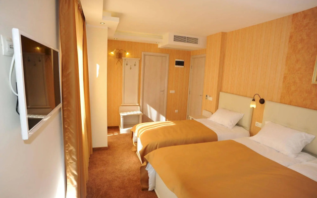 Hotel Adria