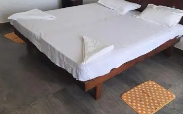 Johny's Beach Hotel