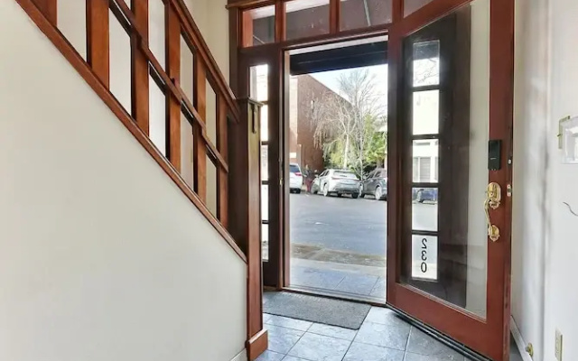 230 4th Street
