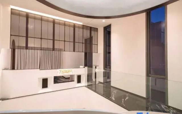Tianba E-Sports Hotel (Jing'an)