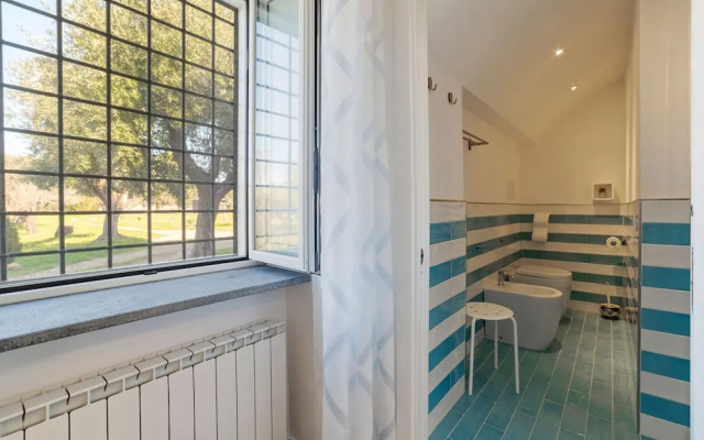 Cosy Holiday Home in Santa Maria di Castellabate With Garden