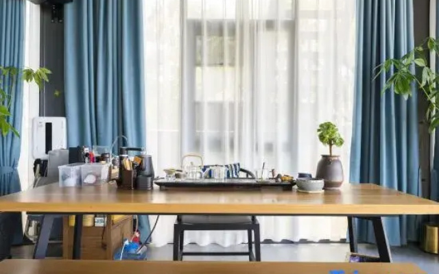 Wenling yinxingyuan seaside home stay