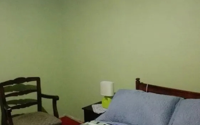 Hospedaje Almeyda B&B.