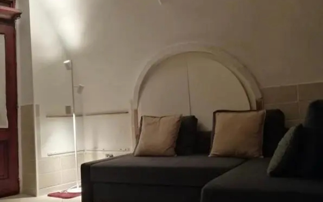 Esteban Apartment