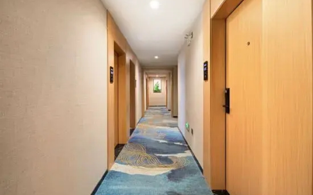 Yilan Hotel (Taiyuan Jinci Scenic Area Gutang Road)