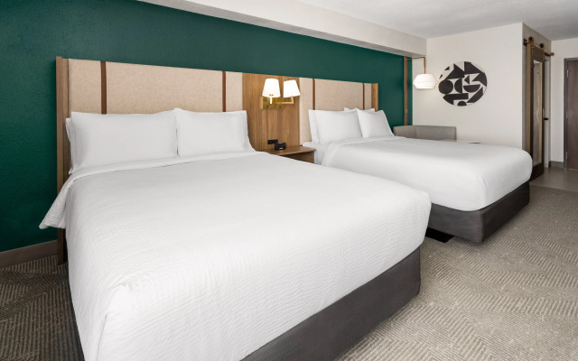 Holiday Inn & Suites Columbia NE - Ft Jackson Area by IHG