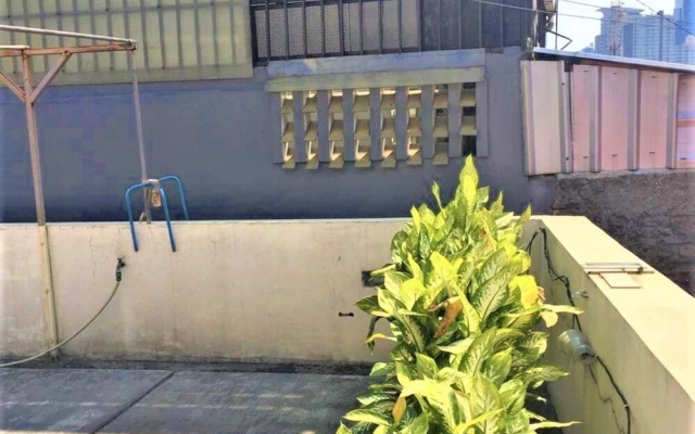 F4 Syariah Residence