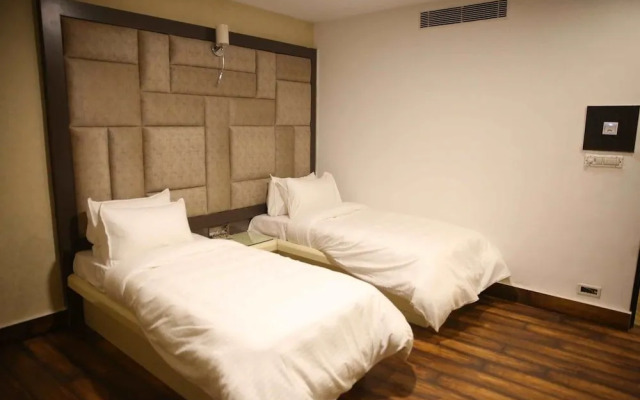 Hotel Harmony Inn