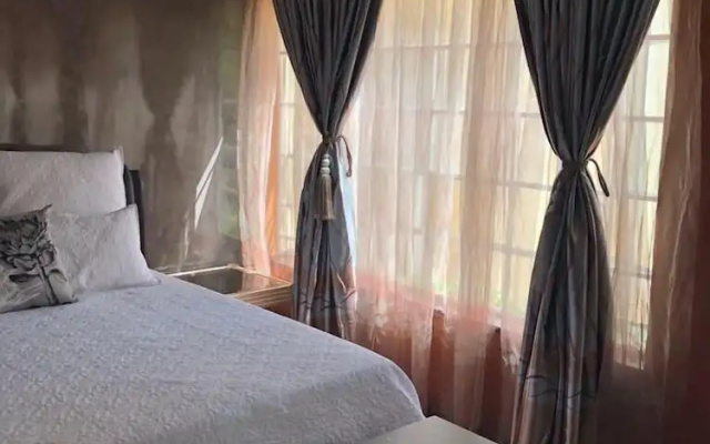 Khuvena Guest House