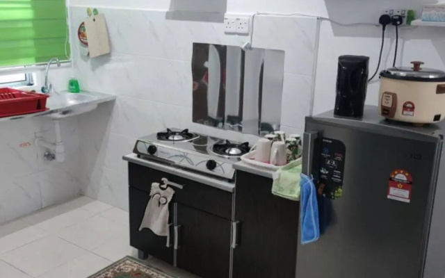 RH Homestay Telok Kemang PD (Muslim Only)