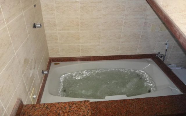 Irawo Hotel