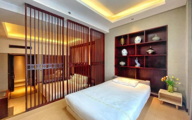 Royal Regent Hotel