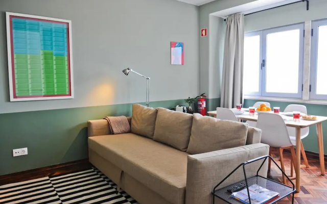 Prosecco Lifestyle in Lisbon by Misha s Place 4B
