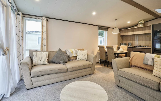 Host Stay Elegant Lodge