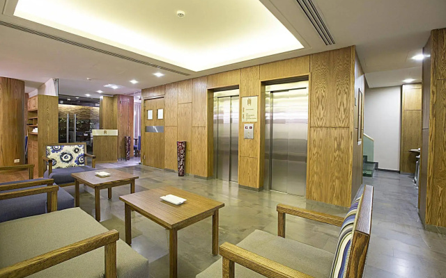 The J Hotel and Spa