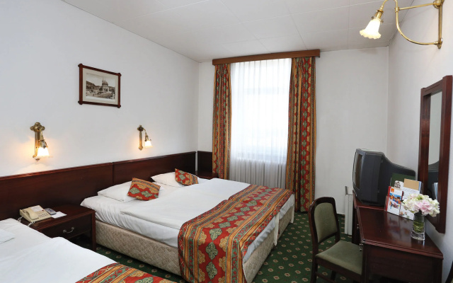 Palatinus Grand Hotel