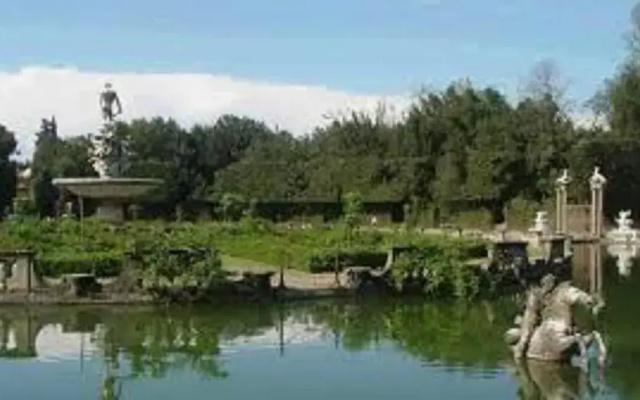 La corte del lungarno