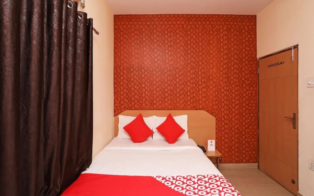 OYO Flagship 15738 Hotel Ag Star