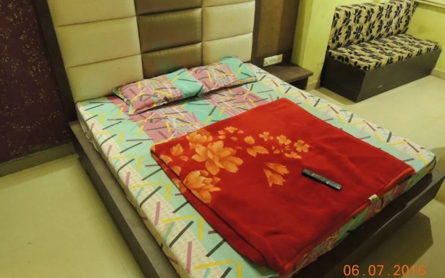 Hotel Ellora