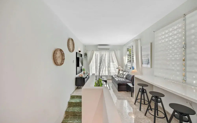Luxury Condado Apt Walk to the Beach Pool