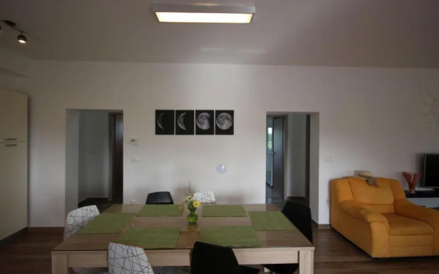 Apartment Luna