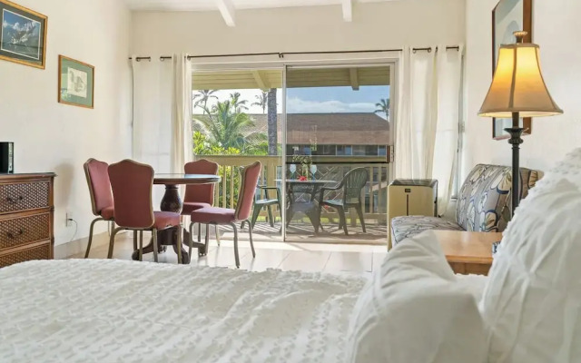 Kihei Bay Surf B212 by Maui Rental Group